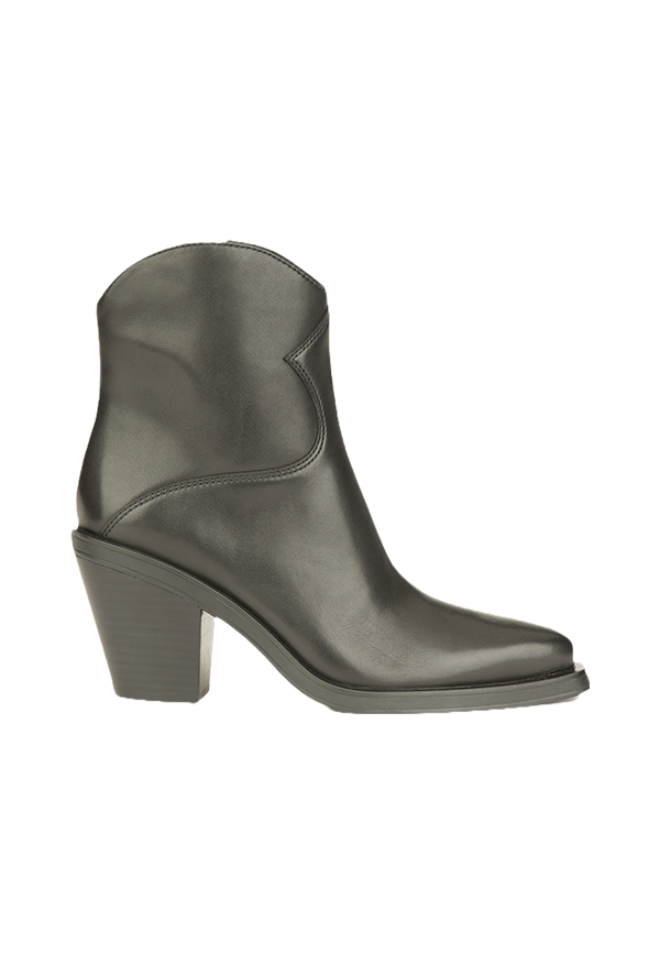 Ash - Judy Heel