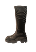 Emanuelle Vee - Boot