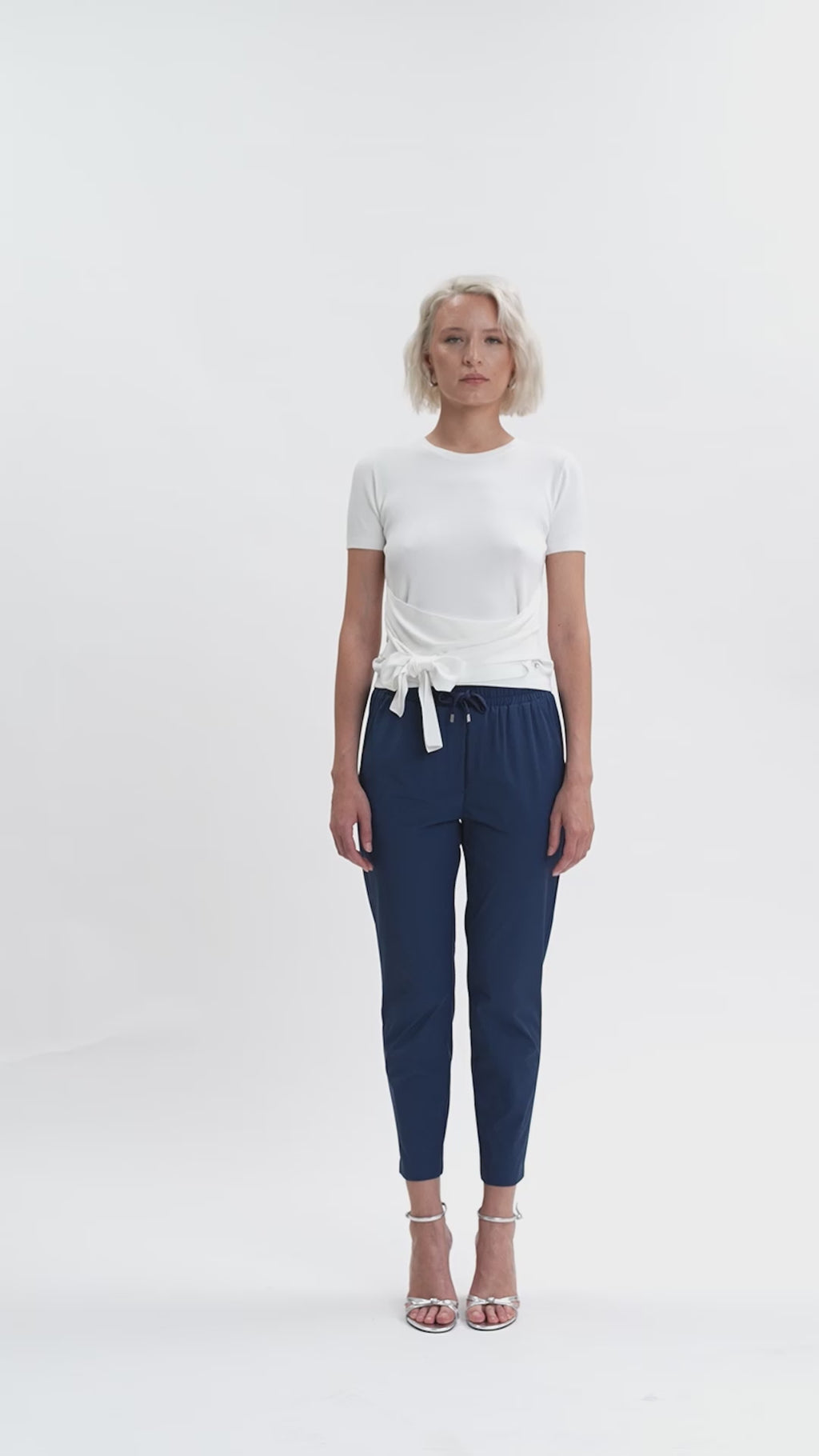 White Wise - Maglia a maniche corte con fusciacca