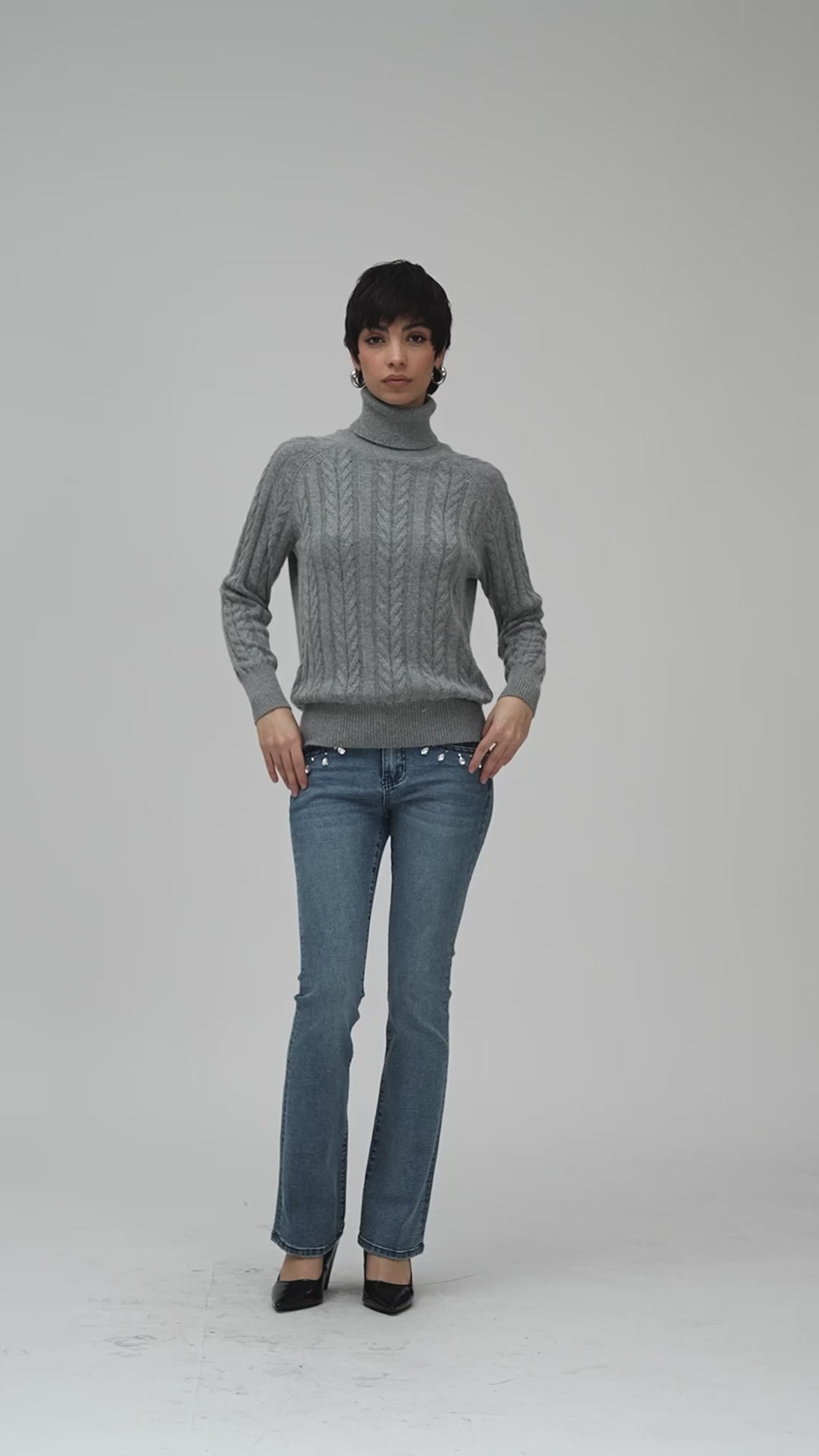 White Wise - Dolcevita in angora con trecce